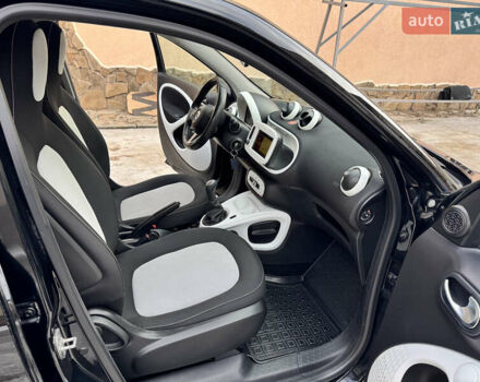 Чорний Смарт Forfour, об'ємом двигуна 1 л та пробігом 80 тис. км за 5850 $, фото 13 на Automoto.ua