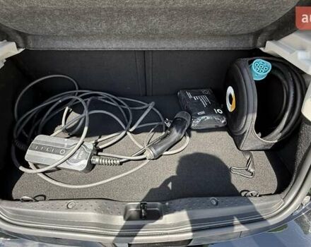 Чорний Смарт Forfour, об'ємом двигуна 0 л та пробігом 83 тис. км за 8400 $, фото 27 на Automoto.ua