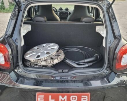 Чорний Смарт Forfour, об'ємом двигуна 0 л та пробігом 43 тис. км за 9600 $, фото 6 на Automoto.ua
