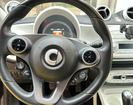 Смарт Форфор 2016 в Жмеренке на Automoto.ua Красный Смарт Форфор, объемом двигателя 1 л и пробегом 65 тыс. км за 8200 $, фото 5 на Automoto.ua