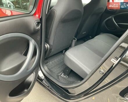 Червоний Смарт Forfour, об'ємом двигуна 0 л та пробігом 34 тис. км за 8900 $, фото 13 на Automoto.ua