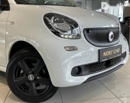 Смарт Форфор, объемом двигателя 0 л и пробегом 22 тыс. км за 15700 $, фото 2 на Automoto.ua