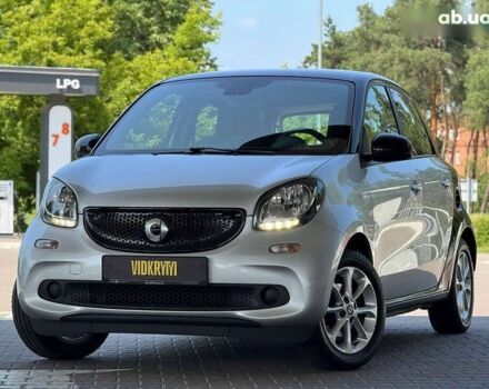 Смарт Форфор, объемом двигателя 0.9 л и пробегом 85 тыс. км за 9500 $, фото 1 на Automoto.ua