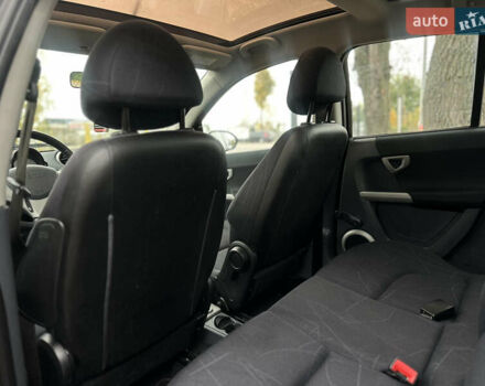 Сірий Смарт Forfour, об'ємом двигуна 1.3 л та пробігом 185 тис. км за 3800 $, фото 32 на Automoto.ua