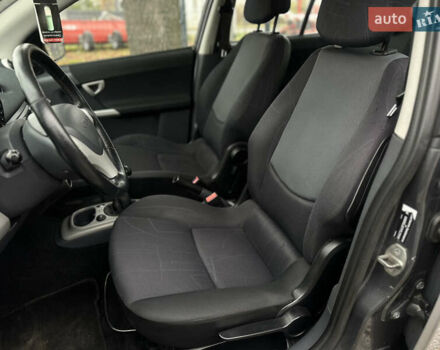 Сірий Смарт Forfour, об'ємом двигуна 1.3 л та пробігом 185 тис. км за 3800 $, фото 26 на Automoto.ua