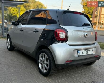 Сірий Смарт Forfour, об'ємом двигуна 1 л та пробігом 145 тис. км за 5900 $, фото 3 на Automoto.ua