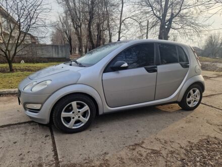 Сірий Смарт Forfour, об'ємом двигуна 1.5 л та пробігом 300 тис. км за 3800 $, фото 1 на Automoto.ua