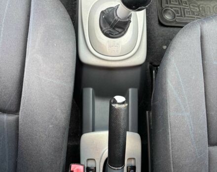 Зелений Смарт Forfour, об'ємом двигуна 1.3 л та пробігом 242 тис. км за 3498 $, фото 2 на Automoto.ua