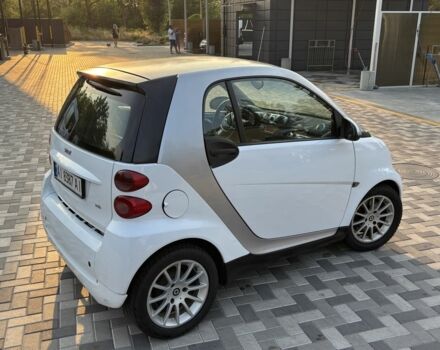 Білий Смарт Fortwo, об'ємом двигуна 1 л та пробігом 235 тис. км за 4513 $, фото 5 на Automoto.ua