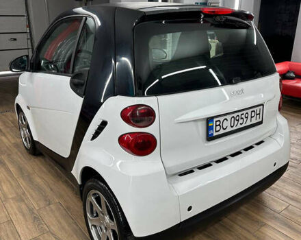 Білий Смарт Fortwo, об'ємом двигуна 1 л та пробігом 146 тис. км за 5700 $, фото 5 на Automoto.ua