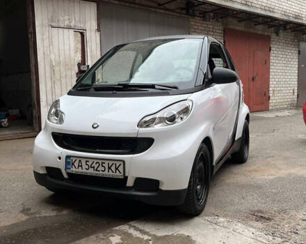 Белый Смарт Форту, объемом двигателя 1 л и пробегом 130 тыс. км за 4600 $, фото 1 на Automoto.ua