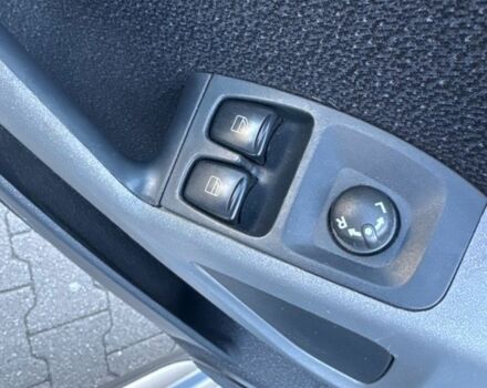 Белый Смарт Форту, объемом двигателя 1 л и пробегом 130 тыс. км за 3300 $, фото 18 на Automoto.ua