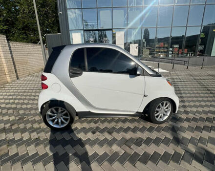 Білий Смарт Fortwo, об'ємом двигуна 1 л та пробігом 112 тис. км за 7000 $, фото 3 на Automoto.ua