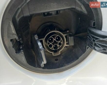 Білий Смарт Fortwo, об'ємом двигуна 0 л та пробігом 82 тис. км за 5500 $, фото 14 на Automoto.ua