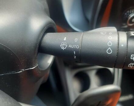 Білий Смарт Fortwo, об'ємом двигуна 0.9 л та пробігом 207 тис. км за 8800 $, фото 18 на Automoto.ua