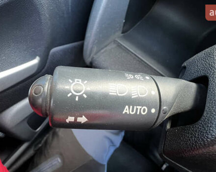 Білий Смарт Fortwo, об'ємом двигуна 0 л та пробігом 56 тис. км за 5850 $, фото 29 на Automoto.ua