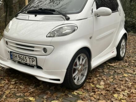 Білий Смарт Fortwo, об'ємом двигуна 0.6 л та пробігом 227 тис. км за 3400 $, фото 1 на Automoto.ua
