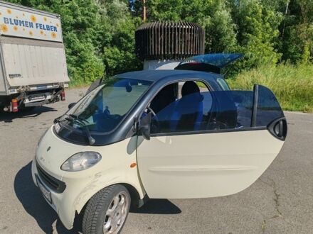 Смарт Форту 2000 в Киеве на Automoto.ua Белый Смарт Форту, объемом двигателя 0.6 л и пробегом 125 тыс. км за 3000 $, фото 1 на Automoto.ua