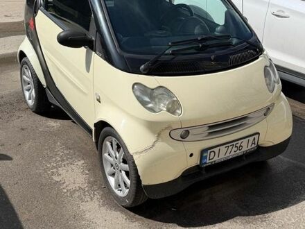 Білий Смарт Fortwo, об'ємом двигуна 0.6 л та пробігом 189 тис. км за 2700 $, фото 1 на Automoto.ua