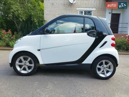 Смарт Fortwo 2009 у Теплике на Automoto.ua Білий Смарт Fortwo, об'ємом двигуна 0.9 л та пробігом 178 тис. км за 4650 $, фото 1 на Automoto.ua