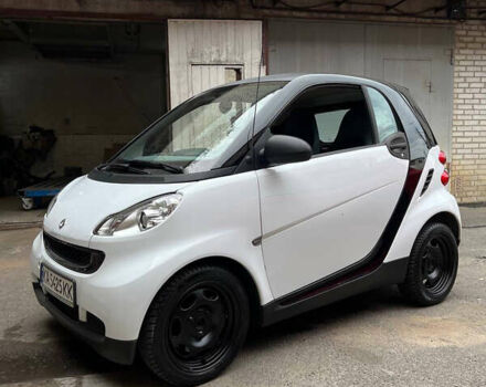 Білий Смарт Fortwo, об'ємом двигуна 1 л та пробігом 130 тис. км за 4600 $, фото 1 на Automoto.ua