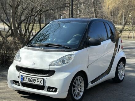 Білий Смарт Fortwo, об'ємом двигуна 1 л та пробігом 121 тис. км за 6300 $, фото 1 на Automoto.ua