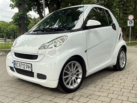 Білий Смарт Fortwo, об'ємом двигуна 1 л та пробігом 101 тис. км за 6100 $, фото 1 на Automoto.ua