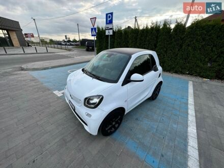 Белый Смарт Форту, объемом двигателя 1 л и пробегом 133 тыс. км за 8600 $, фото 1 на Automoto.ua
