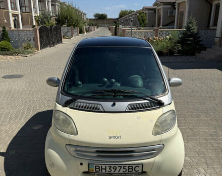 Бежевий Смарт Fortwo, об'ємом двигуна 0.6 л та пробігом 193 тис. км за 3500 $, фото 1 на Automoto.ua