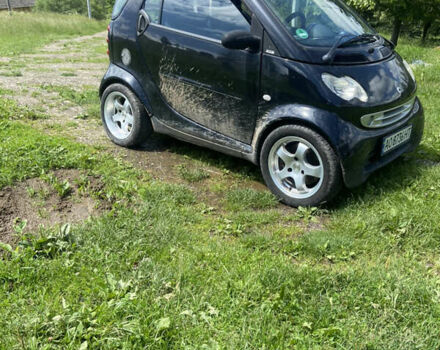 Чорний Смарт Fortwo, об'ємом двигуна 0 л та пробігом 136 тис. км за 3900 $, фото 1 на Automoto.ua