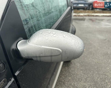 Черный Смарт Форту, объемом двигателя 0.7 л и пробегом 260 тыс. км за 2999 $, фото 3 на Automoto.ua