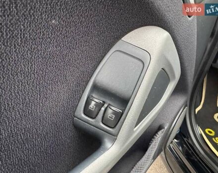 Чорний Смарт Fortwo, об'ємом двигуна 1 л та пробігом 81 тис. км за 5990 $, фото 10 на Automoto.ua