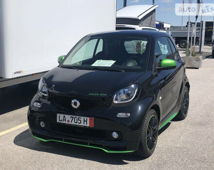 Чорний Смарт Fortwo, об'ємом двигуна 0 л та пробігом 30 тис. км за 18037 $, фото 18 на Automoto.ua