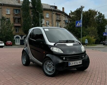 Чорний Смарт Fortwo, об'ємом двигуна 0.6 л та пробігом 183 тис. км за 1650 $, фото 1 на Automoto.ua