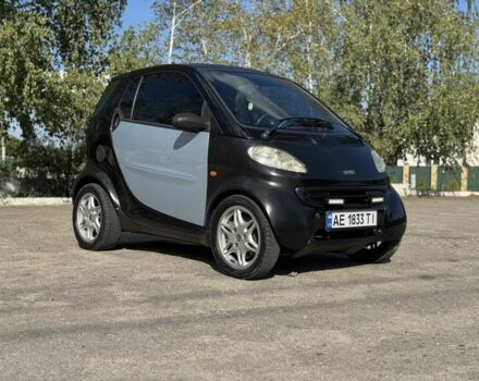 Чорний Смарт Fortwo, об'ємом двигуна 0.6 л та пробігом 111 тис. км за 2600 $, фото 1 на Automoto.ua