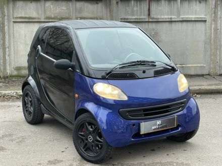 Чорний Смарт Fortwo, об'ємом двигуна 0.6 л та пробігом 130 тис. км за 1950 $, фото 1 на Automoto.ua