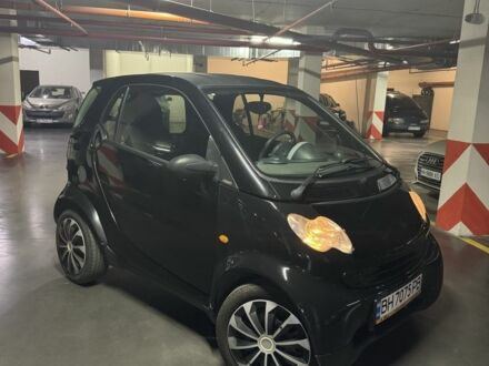 Чорний Смарт Fortwo, об'ємом двигуна 0.7 л та пробігом 276 тис. км за 3300 $, фото 1 на Automoto.ua