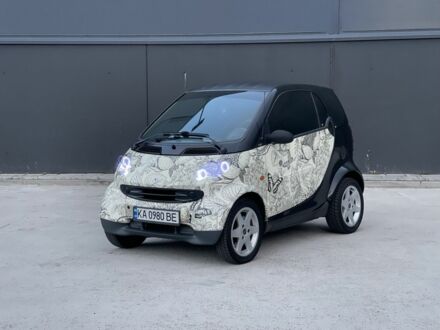 Чорний Смарт Fortwo, об'ємом двигуна 0.7 л та пробігом 183 тис. км за 3400 $, фото 1 на Automoto.ua