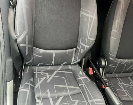 Смарт Fortwo, об'ємом двигуна 1 л та пробігом 174 тис. км за 4900 $, фото 10 на Automoto.ua