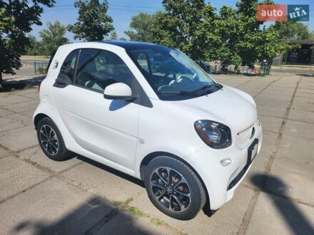 Смарт Fortwo 2017 у Києві на Automoto.ua Смарт Fortwo, об'ємом двигуна 0 л та пробігом 56 тис. км за 9000 $, фото 1 на Automoto.ua