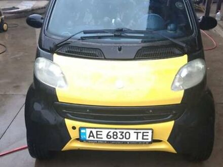 Жовтий Смарт Fortwo, об'ємом двигуна 0.6 л та пробігом 170 тис. км за 2800 $, фото 1 на Automoto.ua