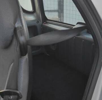 Серый Смарт Форту, объемом двигателя 0.6 л и пробегом 173 тыс. км за 2800 $, фото 5 на Automoto.ua