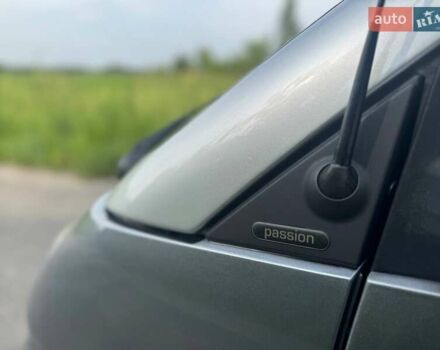 Сірий Смарт Fortwo, об'ємом двигуна 0.7 л та пробігом 150 тис. км за 3400 $, фото 12 на Automoto.ua