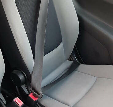 Серый Смарт Форту, объемом двигателя 1 л и пробегом 220 тыс. км за 3700 $, фото 5 на Automoto.ua