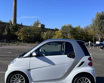 Смарт Fortwo 2010 у Одесі на Automoto.ua Сірий Смарт Fortwo, об'ємом двигуна 1 л та пробігом 131 тис. км за 6000 $, фото 28 на Automoto.ua