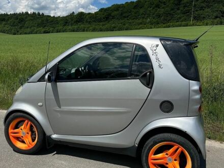 Сірий Смарт Fortwo, об'ємом двигуна 0.6 л та пробігом 180 тис. км за 2800 $, фото 1 на Automoto.ua