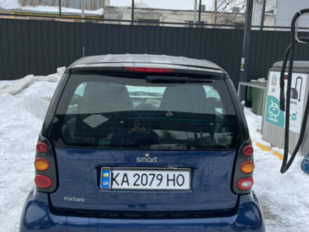 Синий Смарт Форту, объемом двигателя 0.7 л и пробегом 135 тыс. км за 3500 $, фото 1 на Automoto.ua