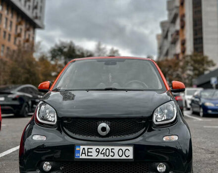 Помаранчевий Смарт Fortwo, об'ємом двигуна 1 л та пробігом 67 тис. км за 12300 $, фото 3 на Automoto.ua