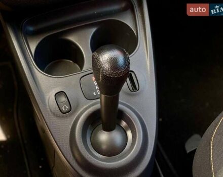 Помаранчевий Смарт Fortwo, об'ємом двигуна 1 л та пробігом 61 тис. км за 9990 $, фото 21 на Automoto.ua