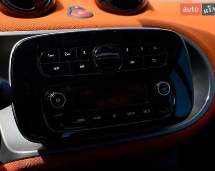 Помаранчевий Смарт Fortwo, об'ємом двигуна 1 л та пробігом 61 тис. км за 9990 $, фото 22 на Automoto.ua